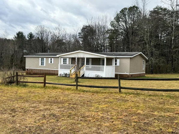 120 Happy Jack Trl, Goshen, VA 24439