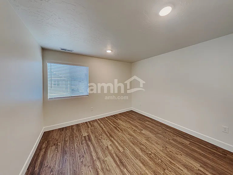 6744 N Silver Creek Dr — Photo 16