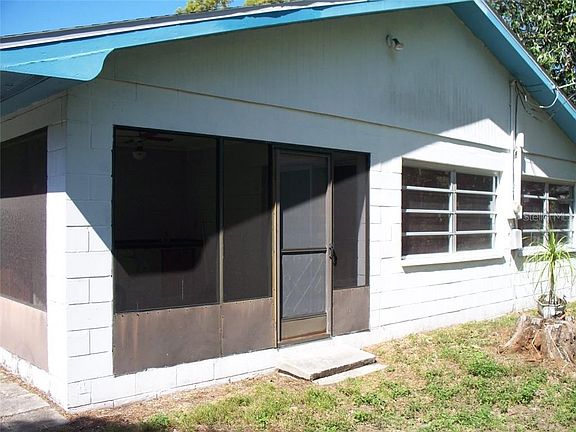4th image of 3164 72nd Ave N