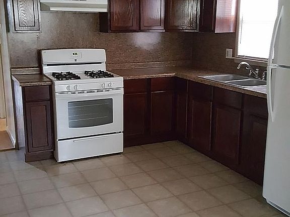 3rd image of 13602 S Wentworth Ave #2