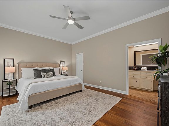 4th image of 1723 Nantucket Dr