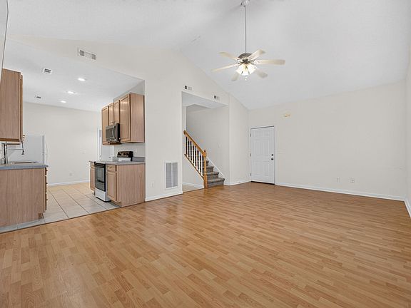 5th image of 103A Reef Ct