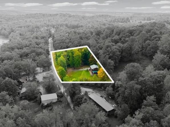 369 Reynolds Rd, Bee Spring, KY 42207