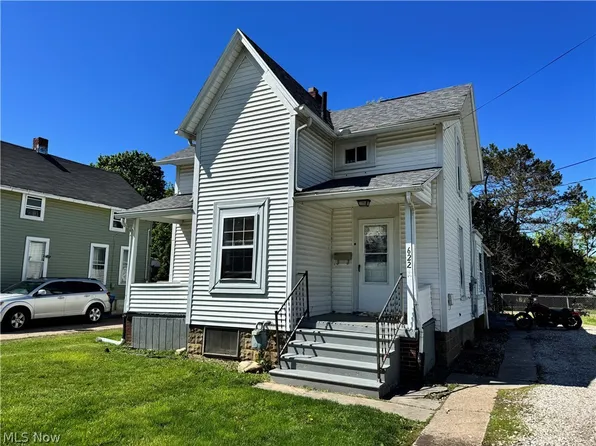 622 W 24th St, Lorain, OH 44052