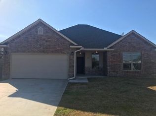 2213 Sunset Dr, Moore, OK 73160