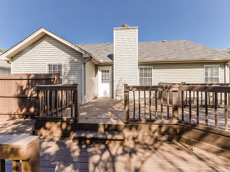 140 Jones Mill Rd — Photo 15