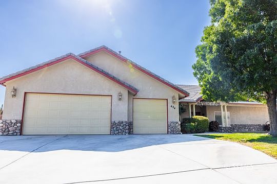 1st image of 424 Lorene Ct