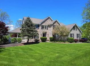 5 Harber Dr, Glen Gardner, NJ 08826