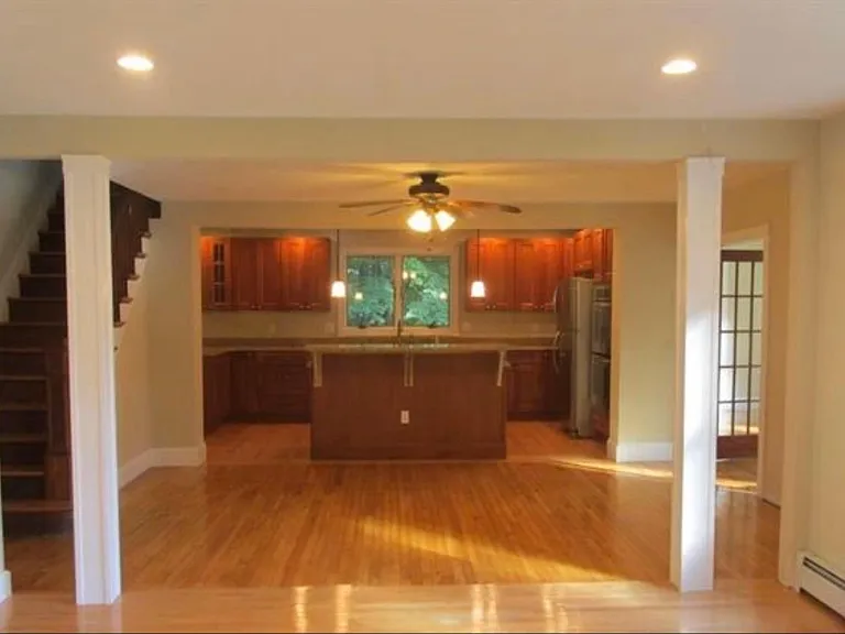 190 Washburn Rd — Photo 11