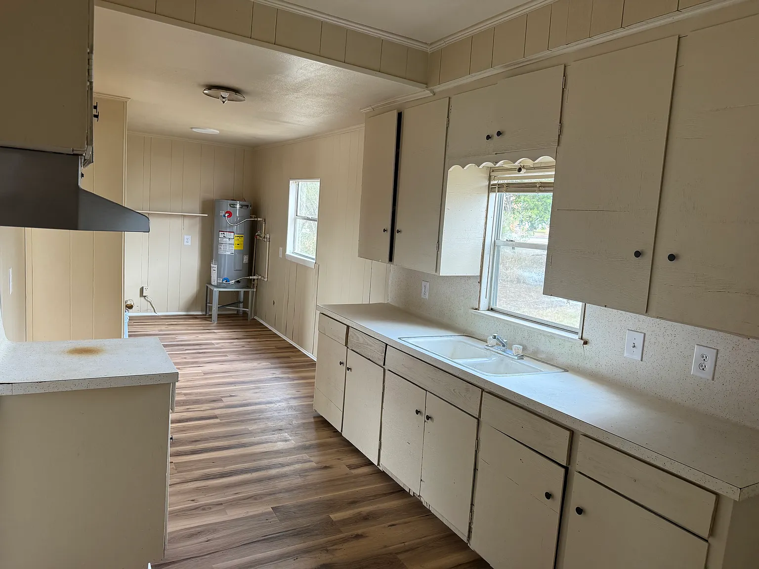 2 bed, 1178 sqft, $975 — Photo 2