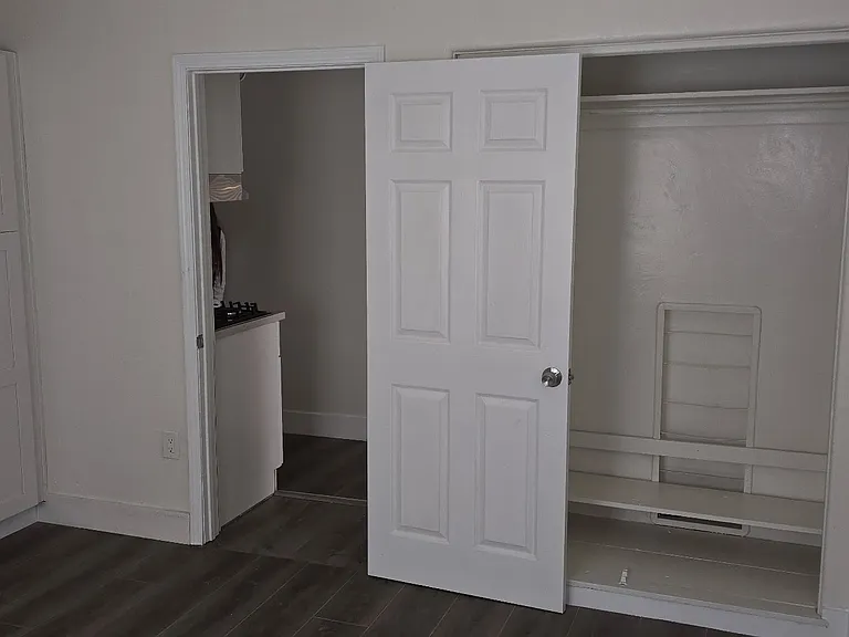 Bedroom/ Cuarto