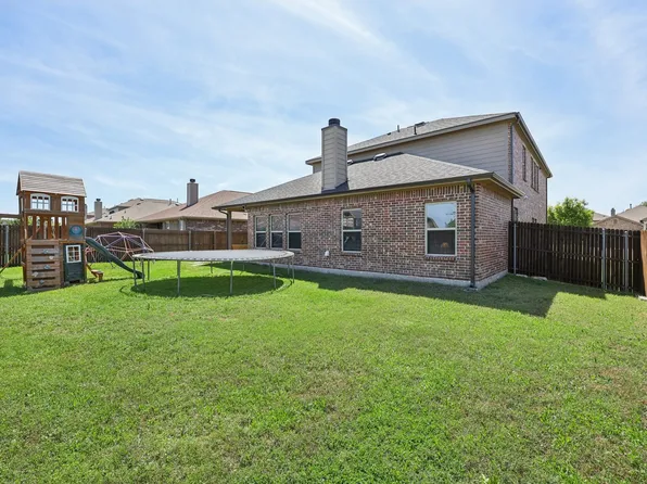 1332 Foxglove Ln, Burleson, TX 76028