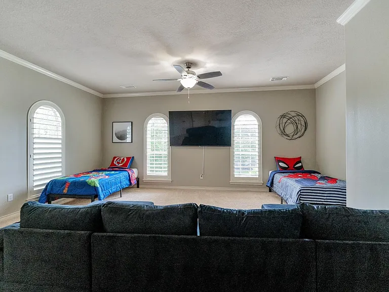 8311 Shoregrove Dr — Photo 27