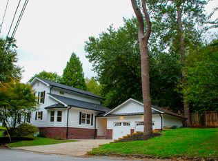 1077 Mantissa St NW, Atlanta, GA 30318