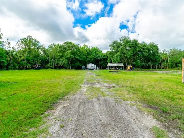 2241 Blue Fish Pl #18, Geneva, FL 32732