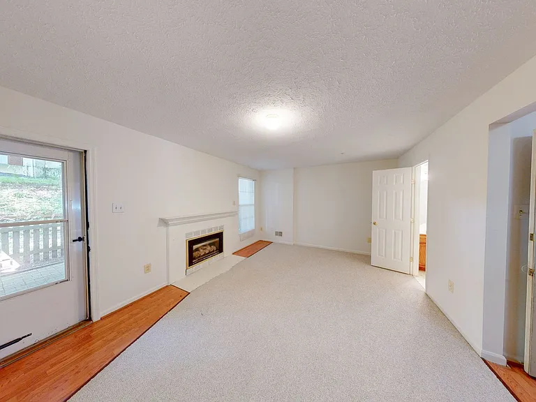 3038 Finsel Ct — Photo 8