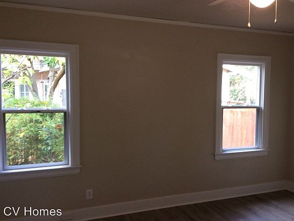 5th image of 525 E Yale Ave