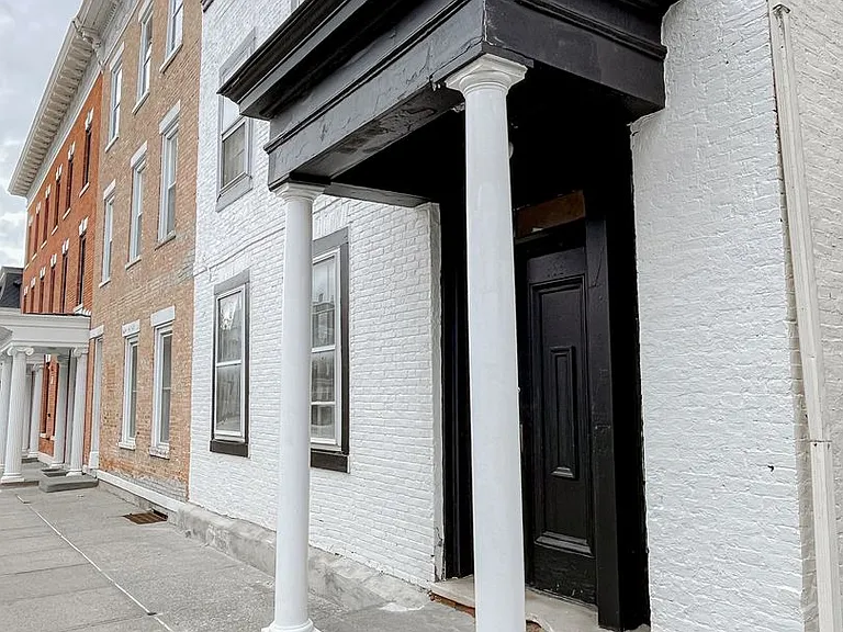 208 Warren St — Photo 118