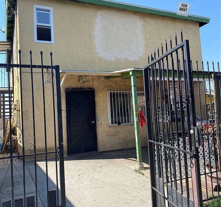 1st image of 8731 S Figueroa St