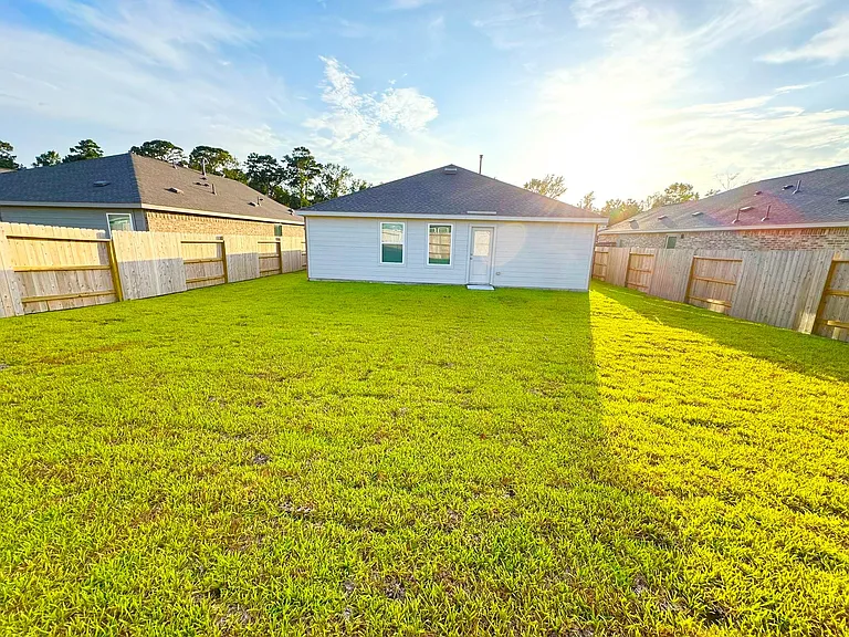 31508 Pianella Ln — Photo 14