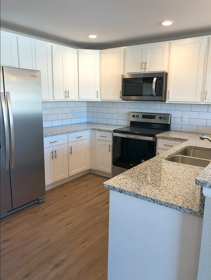 3 bed, 2.5 bath, 1600 sqft, $2,350 — Photo 3