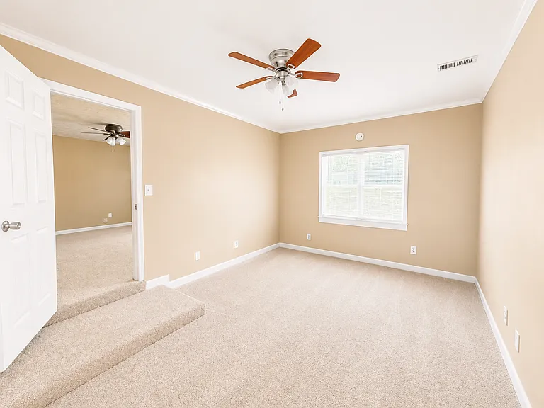 3260 Ridgecrest Dr — Photo 11