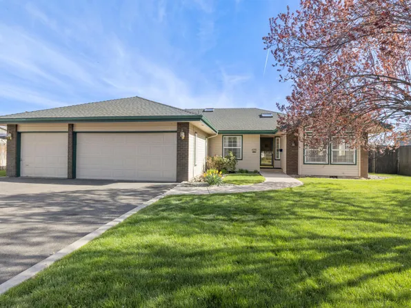 6726 Verda Vista Dr, Klamath Falls, OR 97603