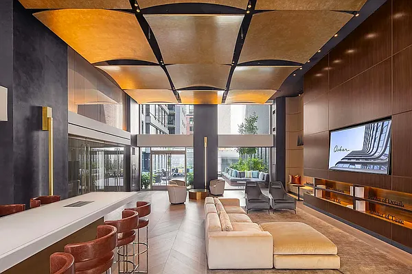 Rented by MOTION New York | media 20