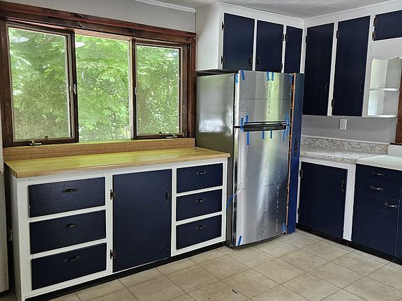 3rd image of 85 Sanborn St #2