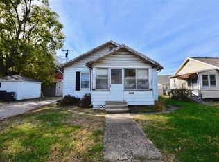 209 N 11th St, Pekin, IL