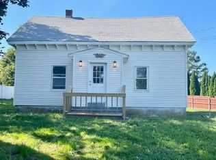 2 Judith Ct, Middletown, RI 02842