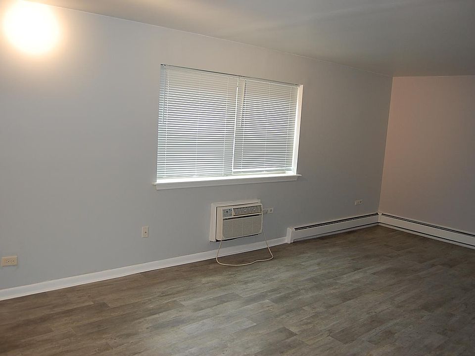 1st image of 7232 Randolph St #104