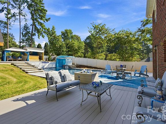 5th image of 7189 Windy Pine Cir