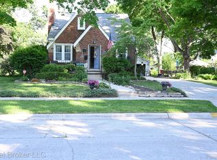 232 Roland St, Belleville, MI 48111