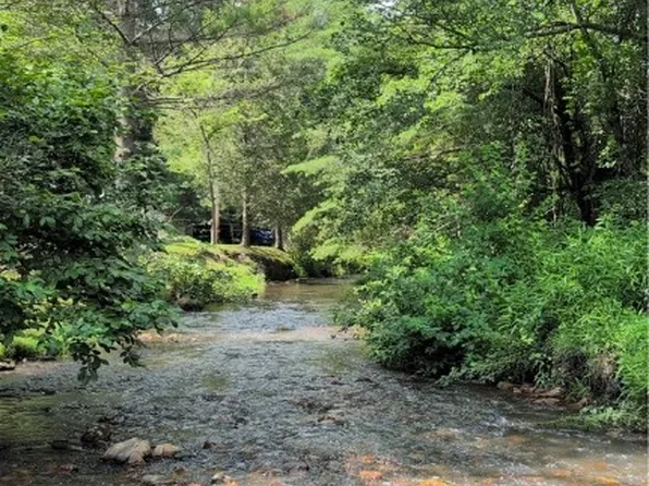 99 Lynn Lane, Sparta, NC 28627