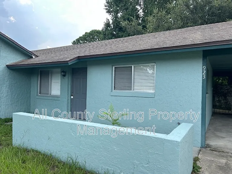 923 Bryan Ct — Photo 1