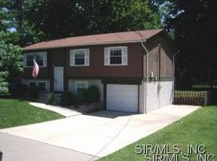 2831 Seminary St, Alton, IL 62002