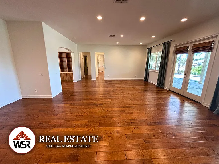 18691 Oak Park Dr — Photo 6