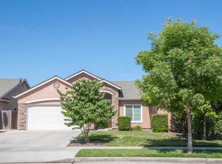 141 N Shenandoah Ct, Visalia, CA 93291