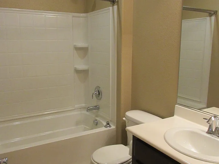 101 Cezanne Ln — Photo 10