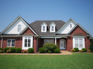 643 Blackmon Rd, Medina, TN 38355