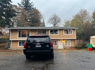 1757 SW Binford Lake Pkwy, Gresham, OR 97080