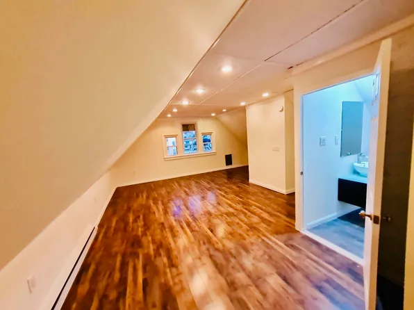 38 West 13th Street image 14 of 17