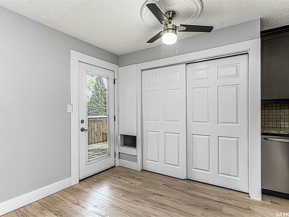 4th image of 331 Coppermine Cres #333