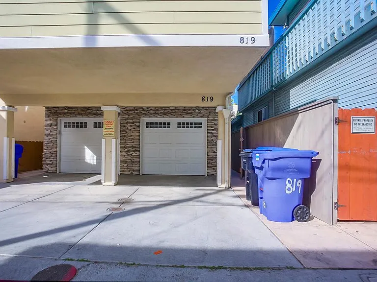 819 Ostend Ct — Photo 28