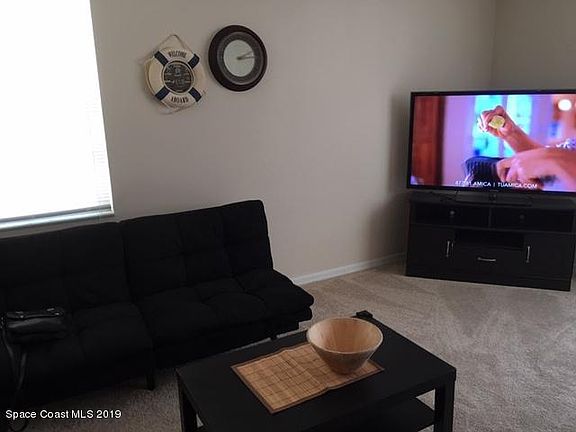 5th image of 2957 Sir Hamilton Cir #8