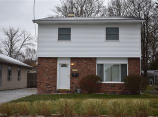 38366 N Beachview Rd, Willoughby, OH 44094