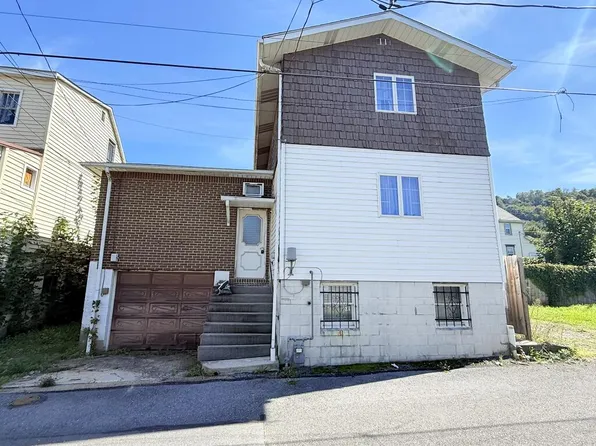 561R Linden Ave, Johnstown, PA 15902