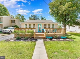 619 E Marshall Ave, Deale, MD 20751