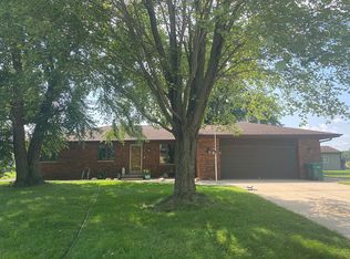 1685 Wildrose Ln, Springfield, IL 62712